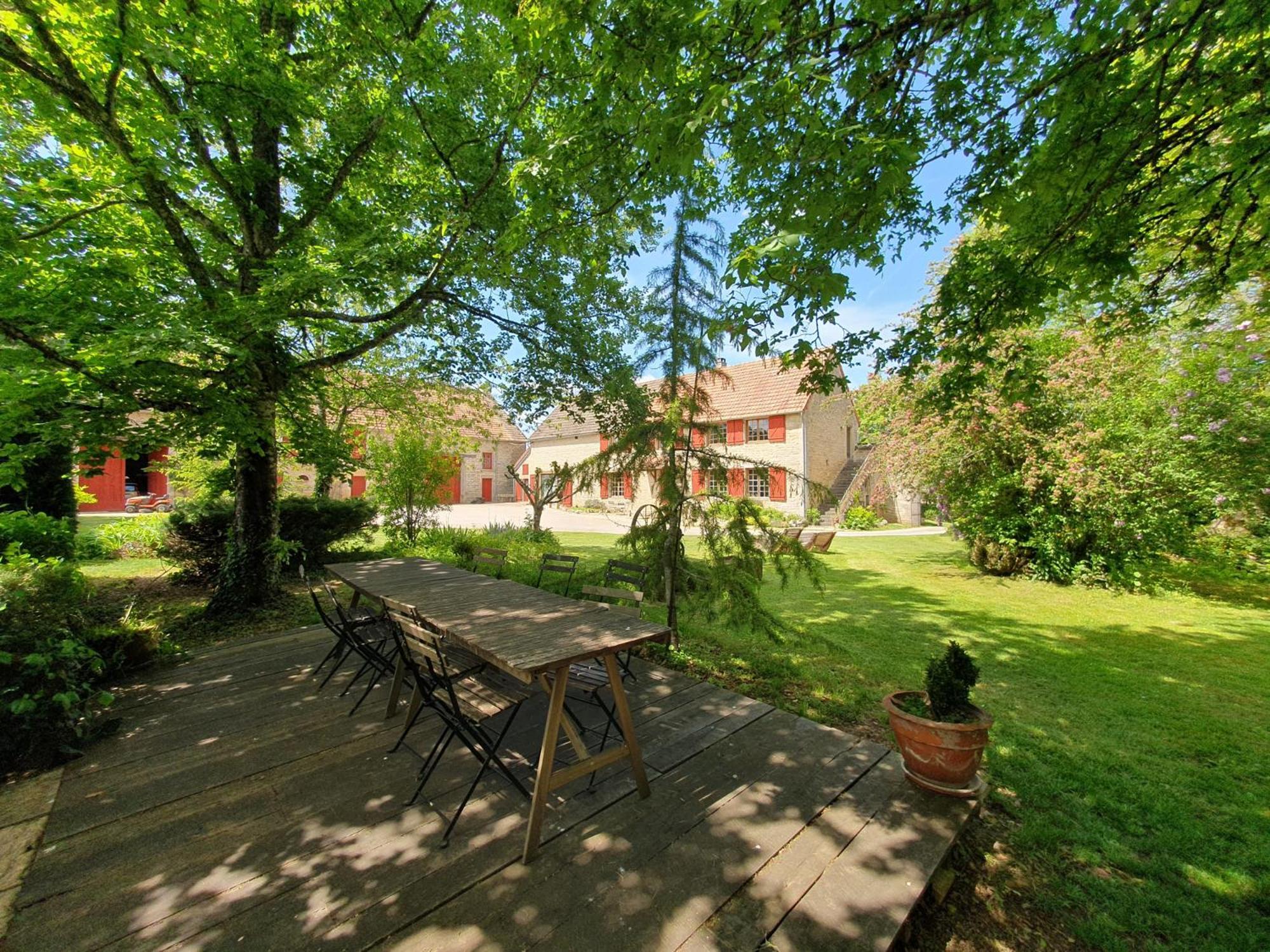 Bed and Breakfast Jardin Des Sens, La Rente D'Eguilly Экстерьер фото